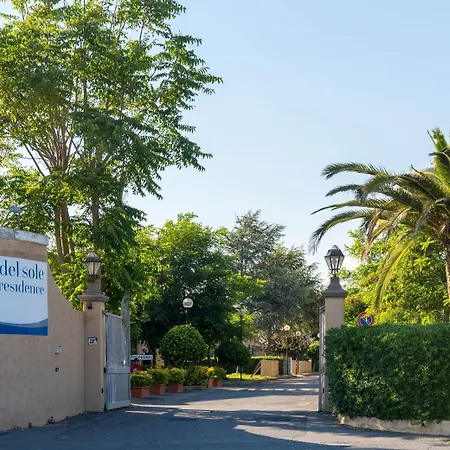 Hotel Baia Del Sole 3*