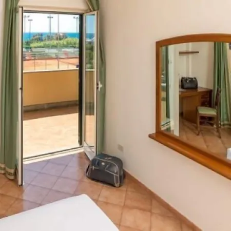 Hotel Baia Del Sole